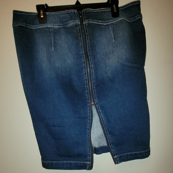 Torrid Jean pencil skirt size 14 - Picture 3 of 4